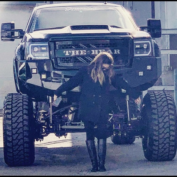 Meet your Posher, Shawn - Picture 2 of 5